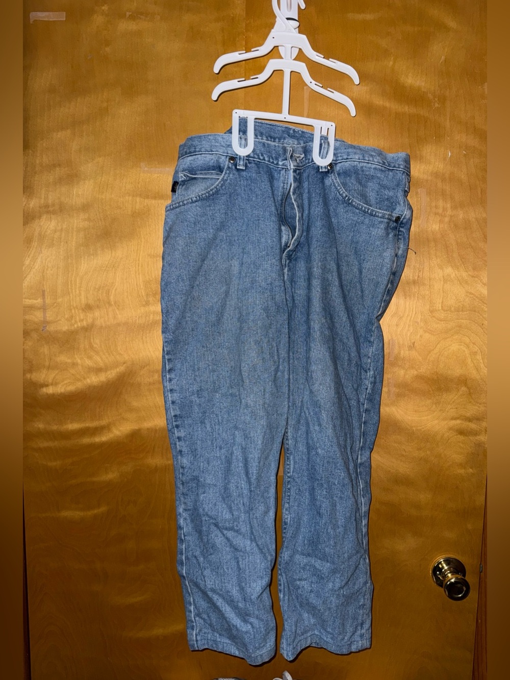 chic Men's Straight Light Blue Denim Jeans